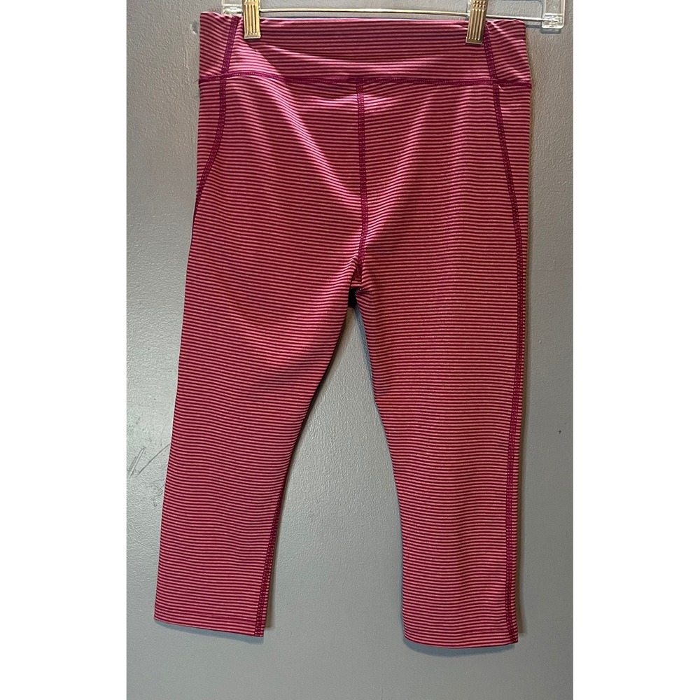 Under Armour HeatGear Compression Leggings Womens Medium Striped Purple Capris - Picture 4 of 5